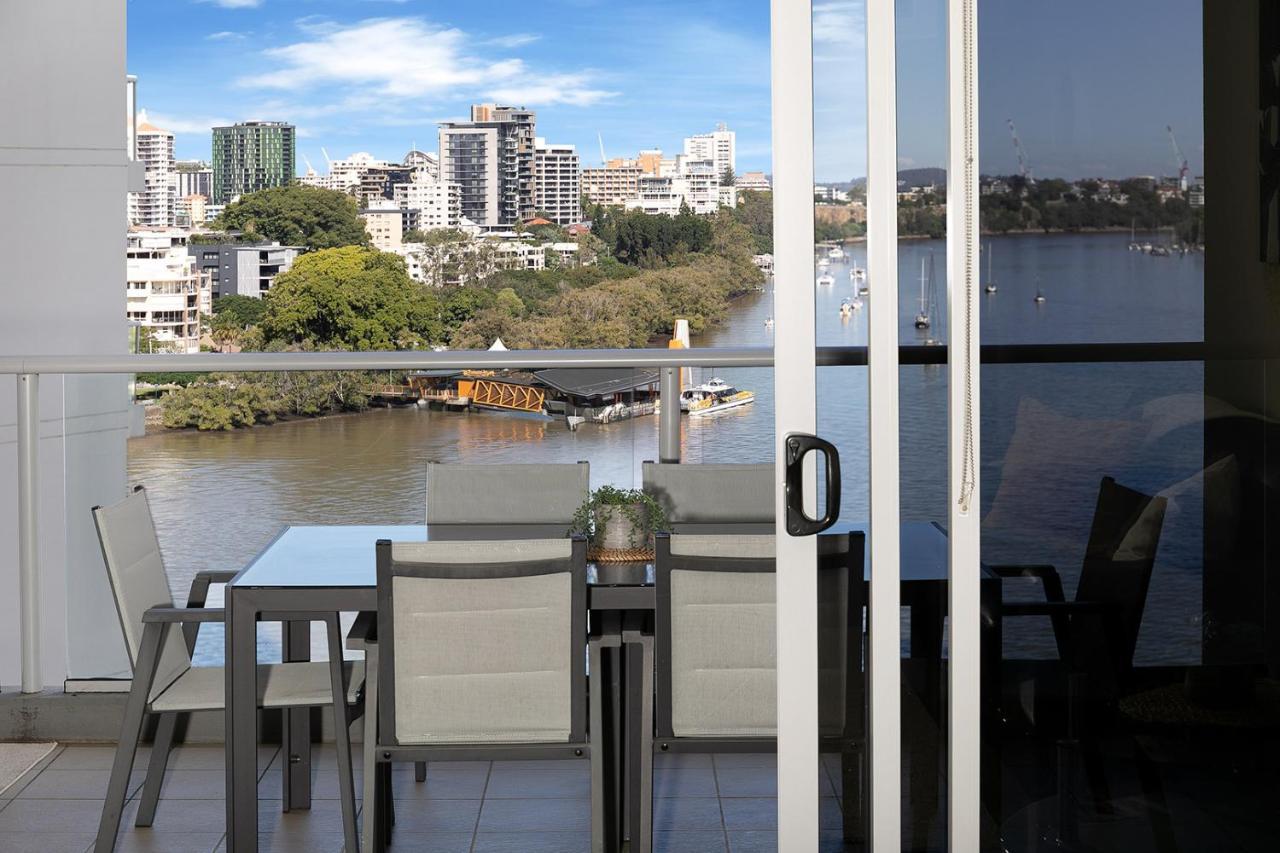 Amazing River View - 3 Bedroom Apartment - Brisbane Cbd - Netflix - Fast Wifi - Carpark Exterior photo